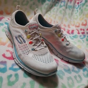 SKECHERS Women's Stretch Fit Glider